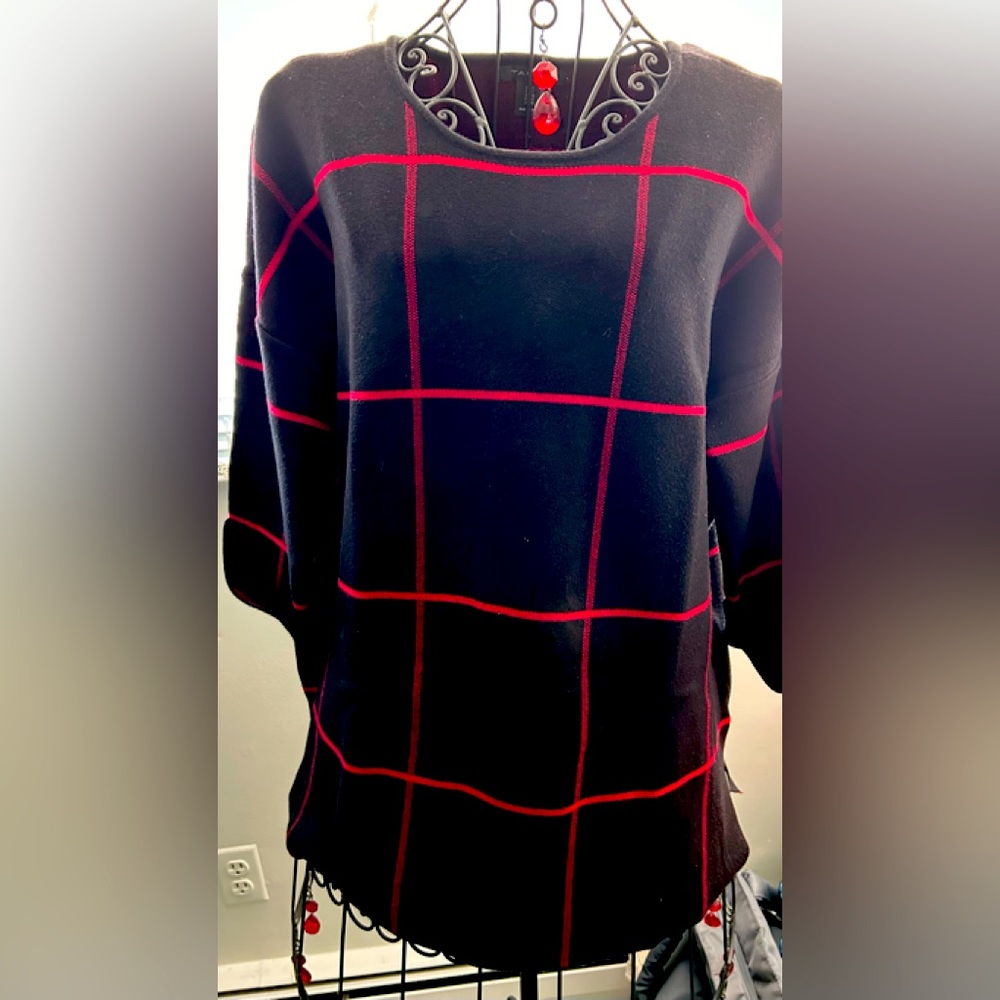 Tahari Black and Red Three Quarter length sleeve 1X